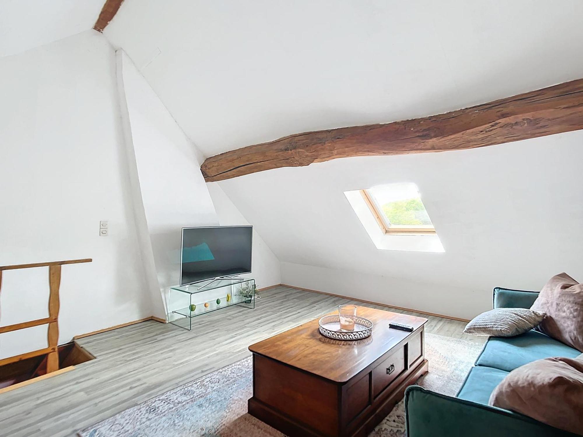 Charmante Maison Joux-la-Ville エクステリア 写真