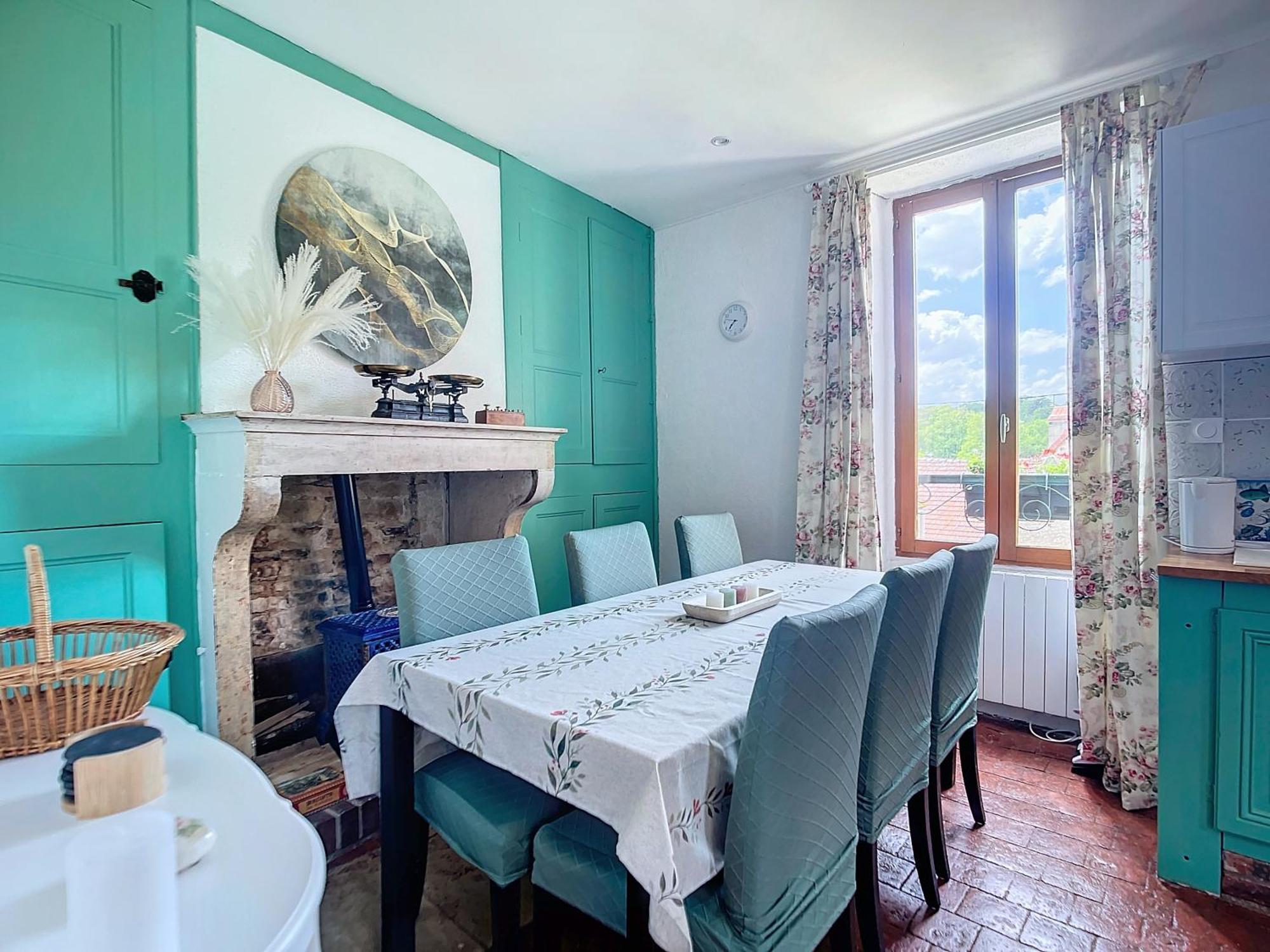 Charmante Maison Joux-la-Ville エクステリア 写真