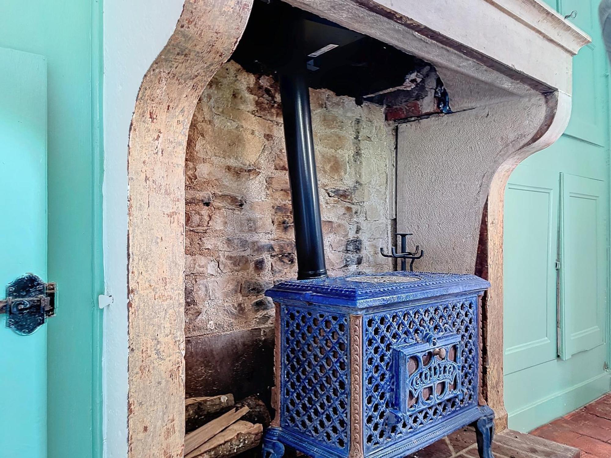 Charmante Maison Joux-la-Ville エクステリア 写真